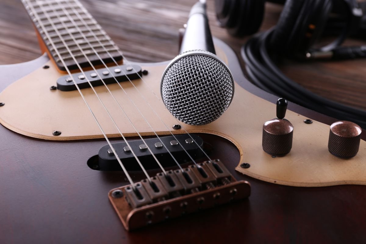 Les différent types de micros pour guitare électrique  Pédales de guitare,  Manche de guitare, Micro guitare electrique